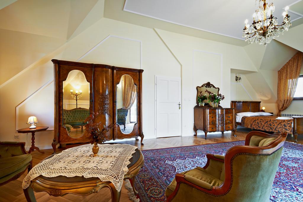 Bed and Breakfast Dwor Osmolice Bialki Dolne Экстерьер фото